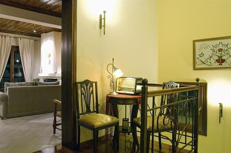 Iatrou Guesthouse Portaria  Exterior photo
